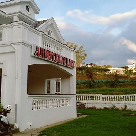 Armster Palace Ooty Exteriör bild