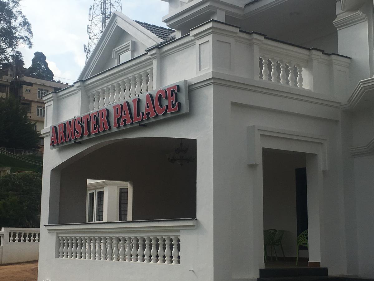 Armster Palace Ooty Exteriör bild